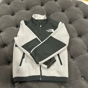 North Face toddler boy 4t light grey Denali jacket